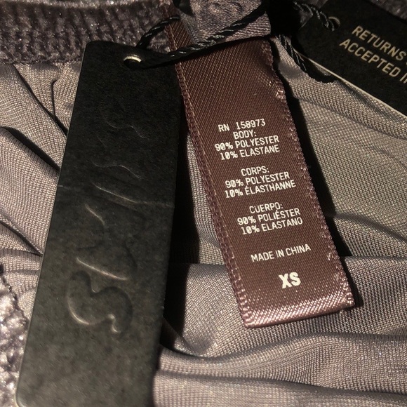 Skims Amethyst Plunge Bra - Picture 6 of 6